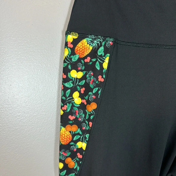 ZELOS Curvy Cropped Leggings Fruit and Mesh Details Women’s Size 1X - Picture 3 of 6